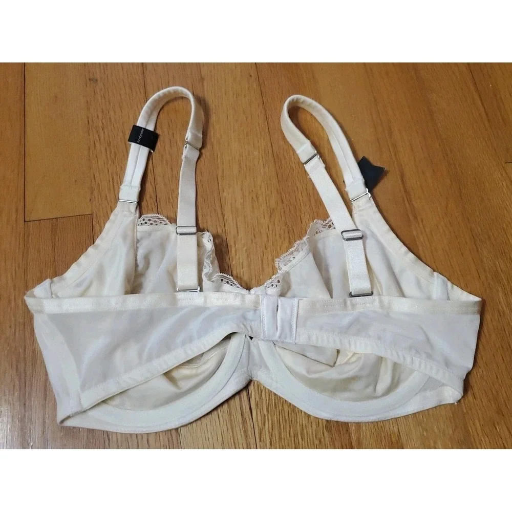 Ambrielle Women's bra Unlined Underwire Balconette‎ Full Figure Lace Size 38D